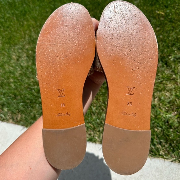 Louis Vuitton slides Size 39 - Picture 5 of 6